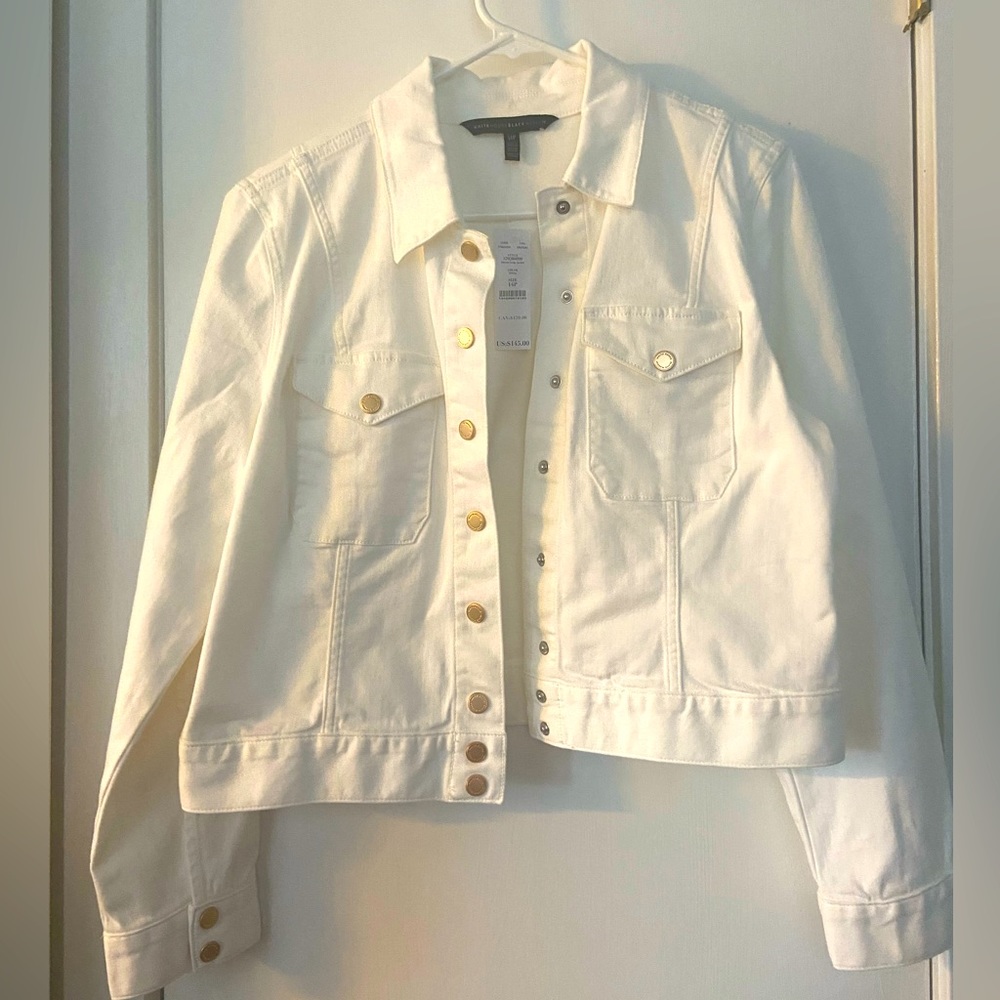 Whit House Black Market White Jean Jacket size 14P.